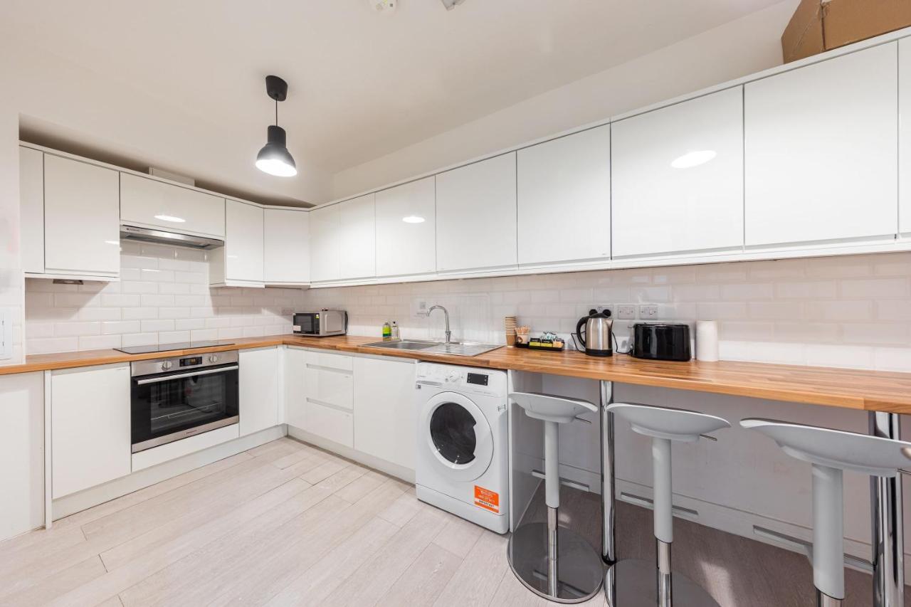 Functional Budget Stay With Wi-Fi And Laundry Facilities Near Tube Station London Exteriör bild