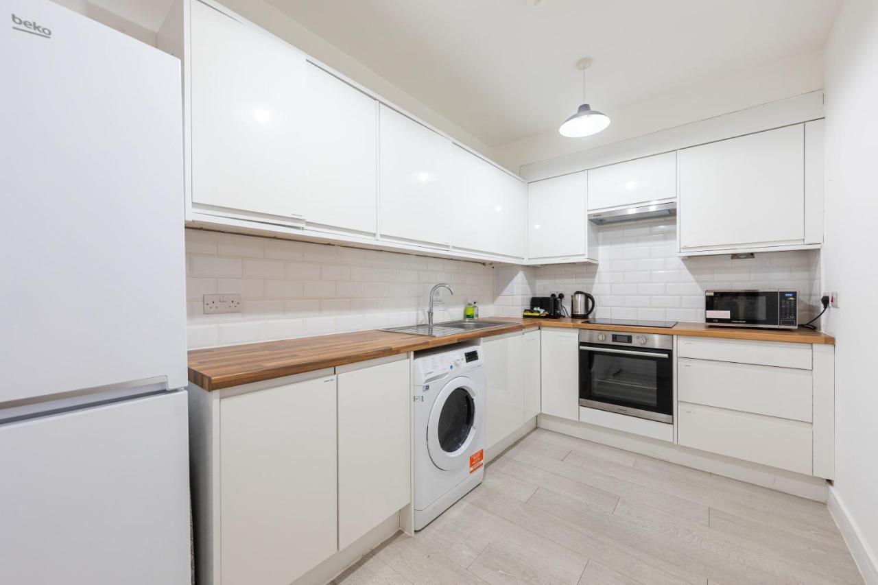 Functional Budget Stay With Wi-Fi And Laundry Facilities Near Tube Station London Exteriör bild